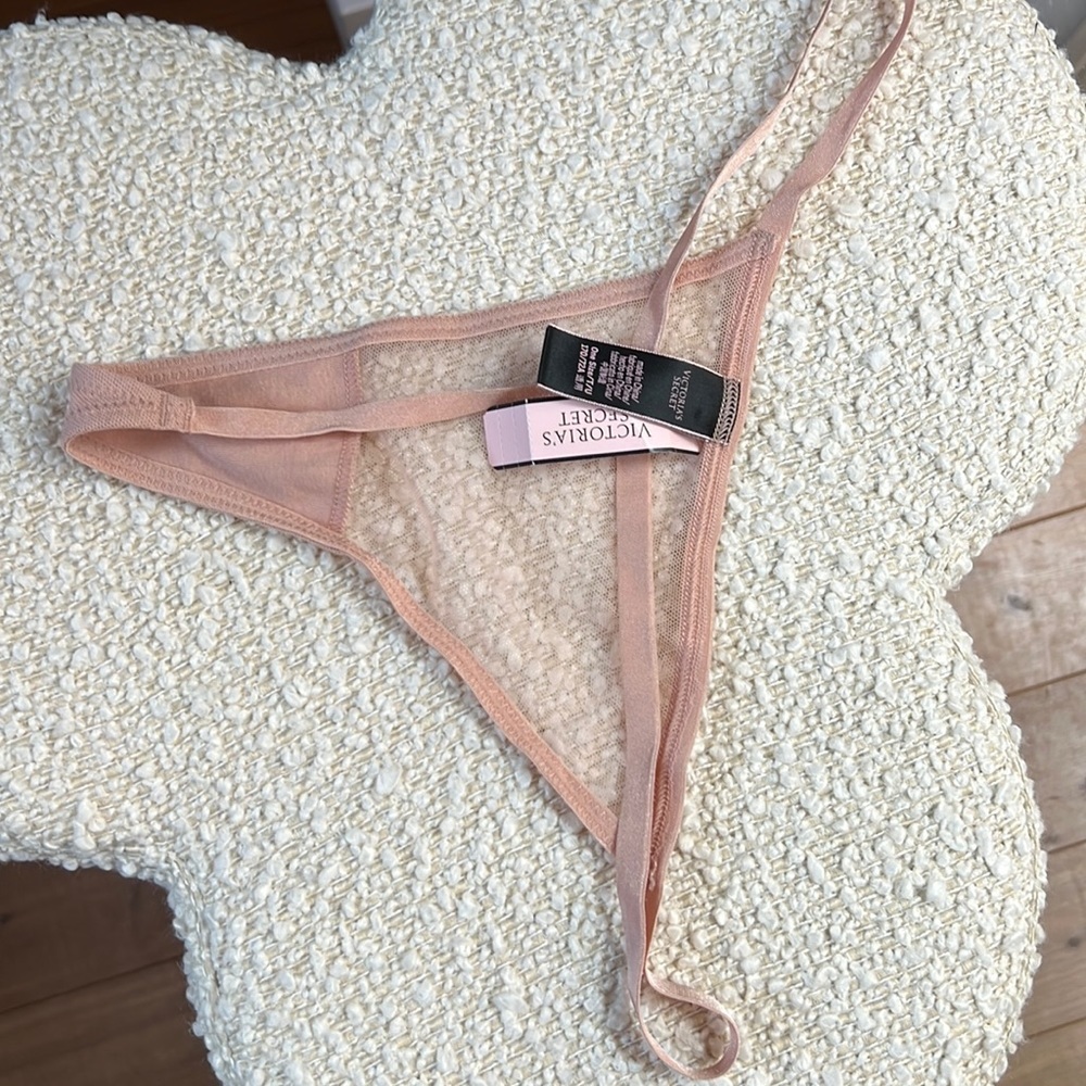 Victoria’s Secret thong